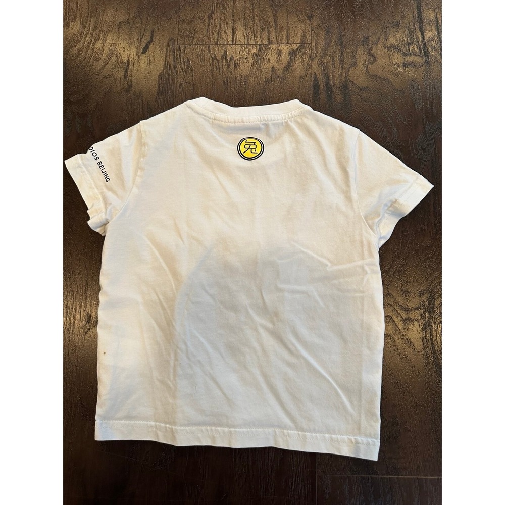 Rare universal studios Beijing minon shirt #35 - Picture 2 of 4